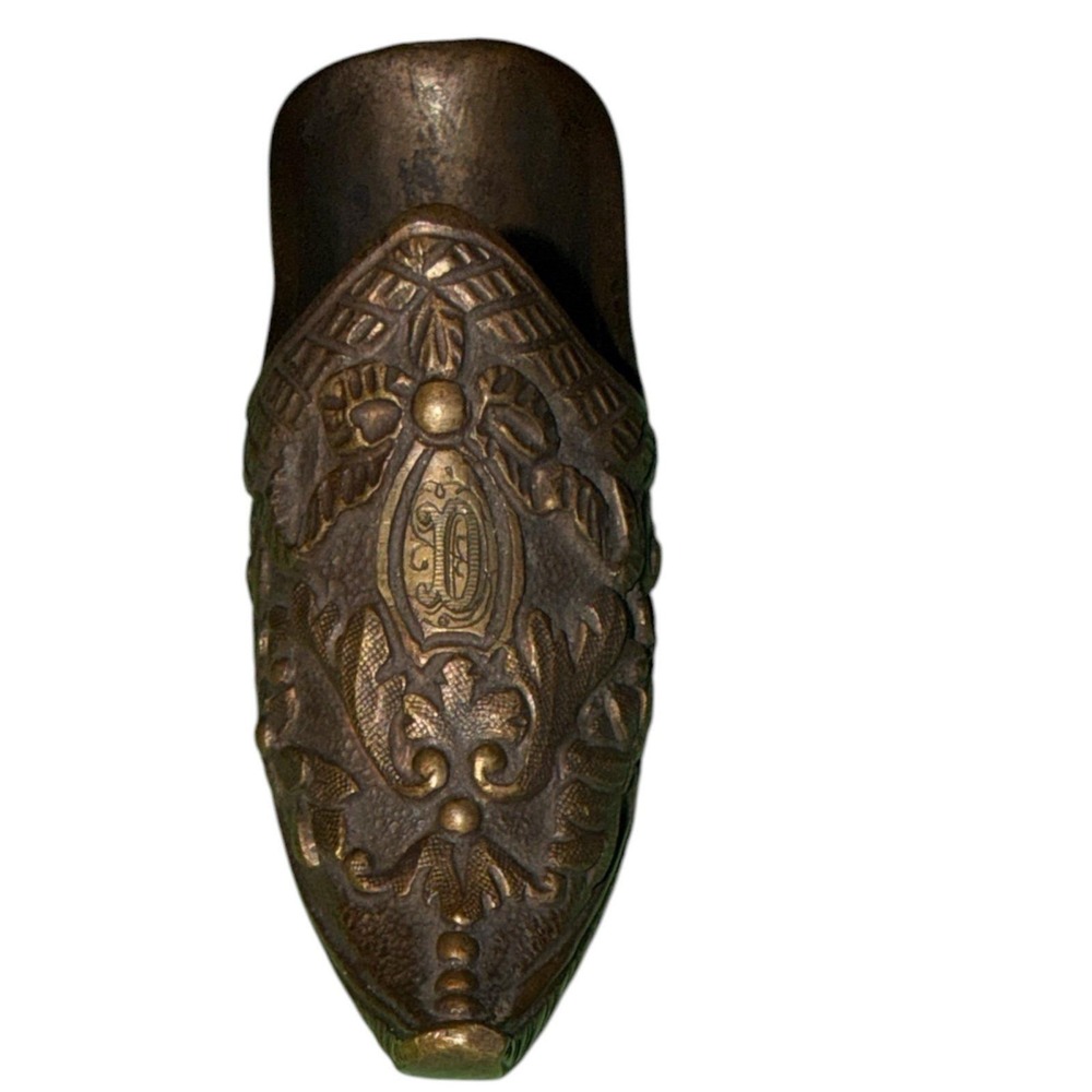 Vintage Bronze Miniature Shoe with Crest Emblem "D" – 3 Inch Collectible Metal - Picture 2 of 5